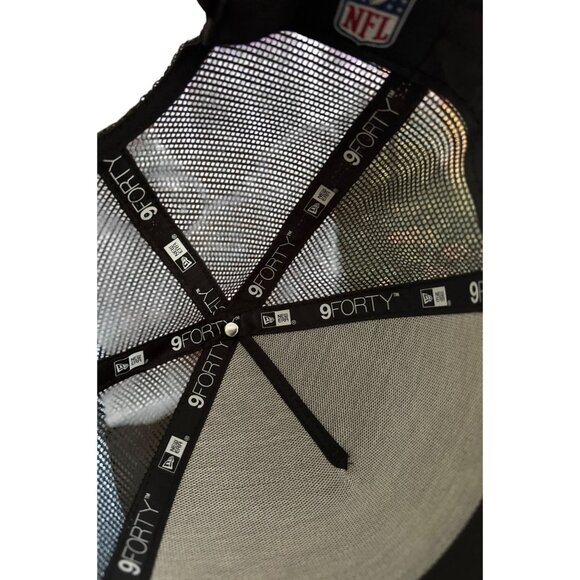 New Era Gray & Red Tampa Bay Buccaneers 9Forty Trucker Hat OSFM - Picture 8 of 8